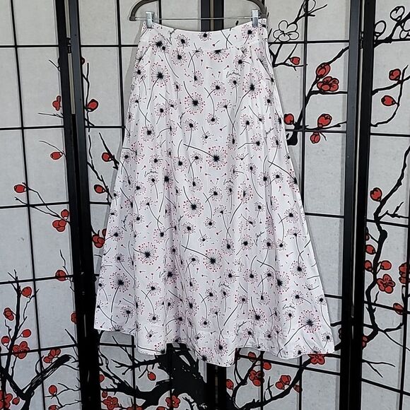 Love MOSCHINO Diasy/Hearts Cotton Maxi Skirt - Picture 2 of 11